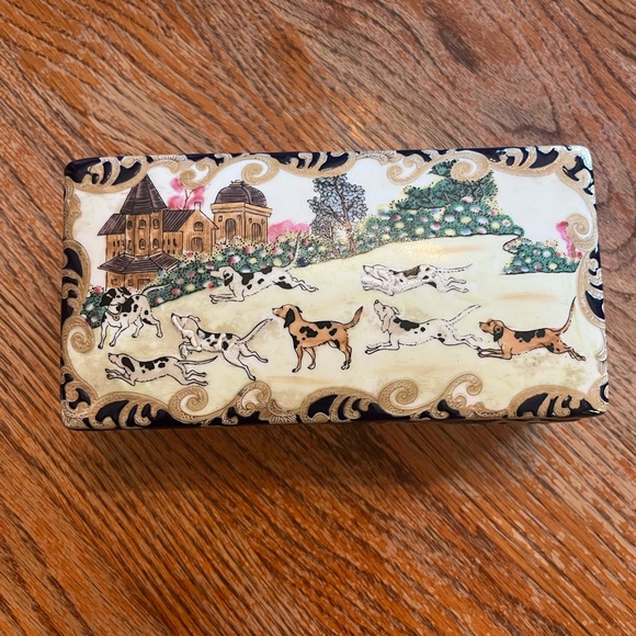 Decorating Box - Picture 8 of 11